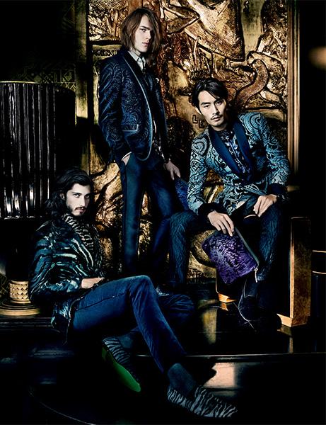 aymeline-valade-elisabeth-erm-sung-hee-kim-ton-heukels-andres-risso-nan-fulong-for-etro-fall-winter-2013-2014-by-mario-testino-5