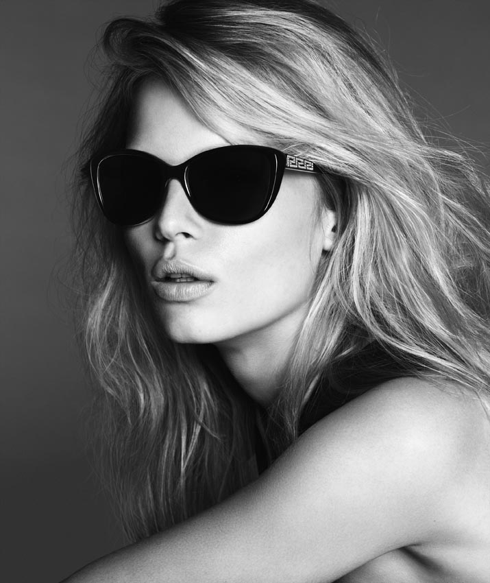 anna-ewers-mert-marcus-versace-2014-5