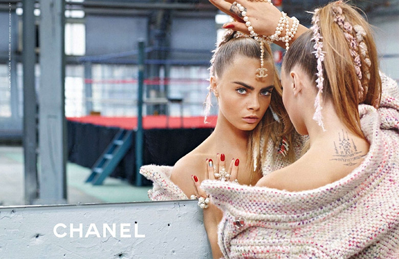 CHANEL Wishes You a Happy Holiday Season 2014 – CHANEL 