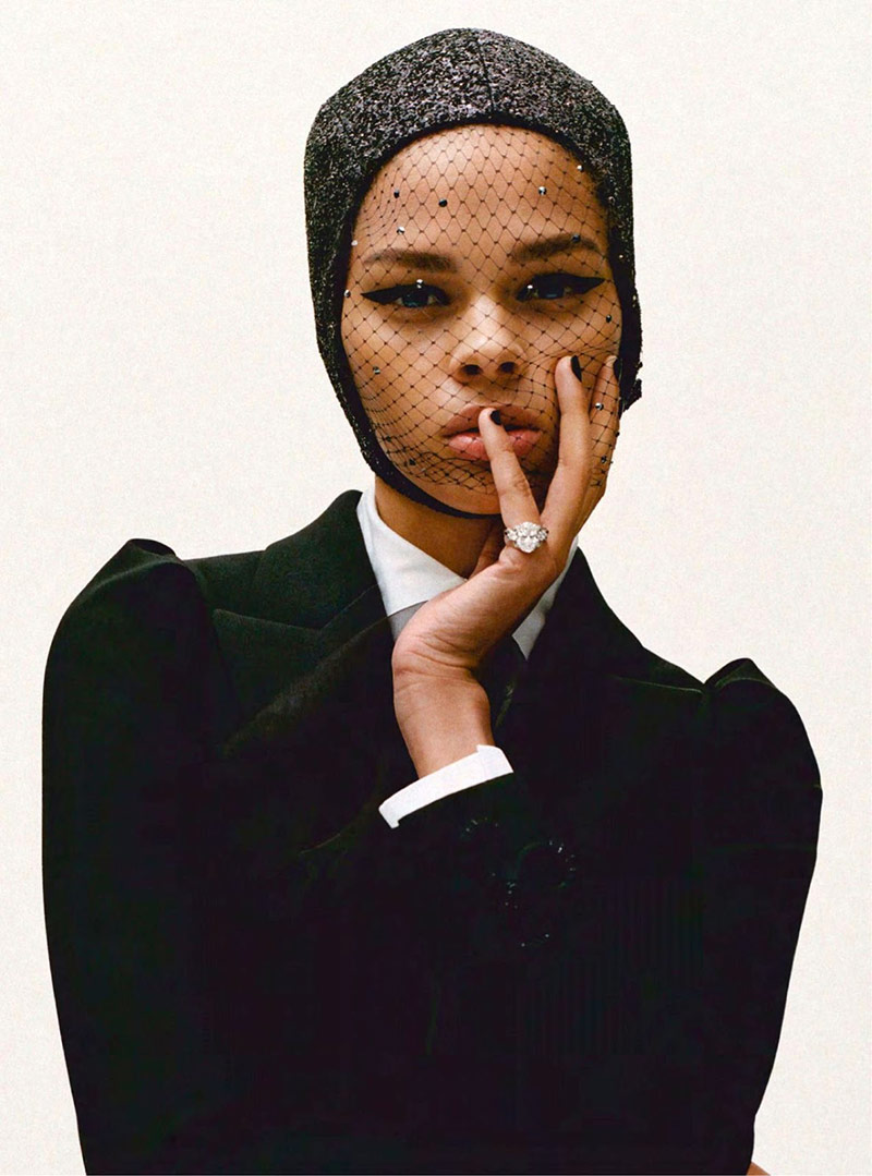 harpers-bazaar-uk-tina-tyrell-1