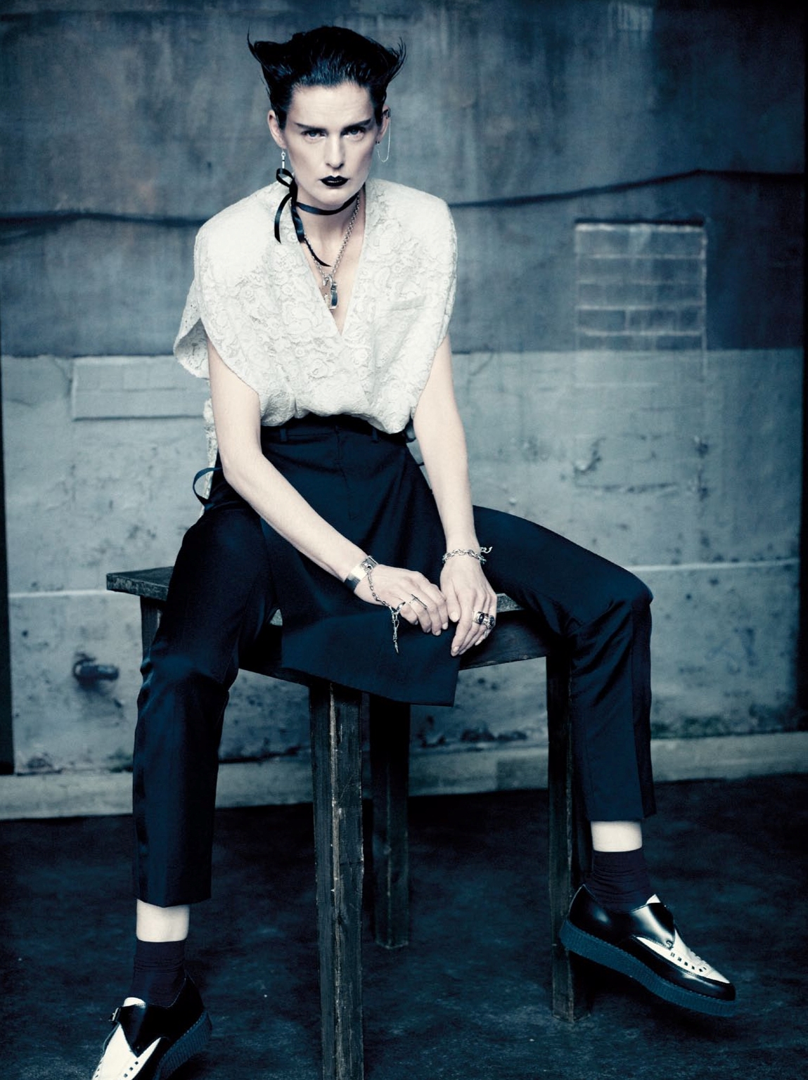 STELLA TENNANT & GUINEVERE VAN SEENUS BY PAOLO ROVERSI FOR VOGUE UK MAY