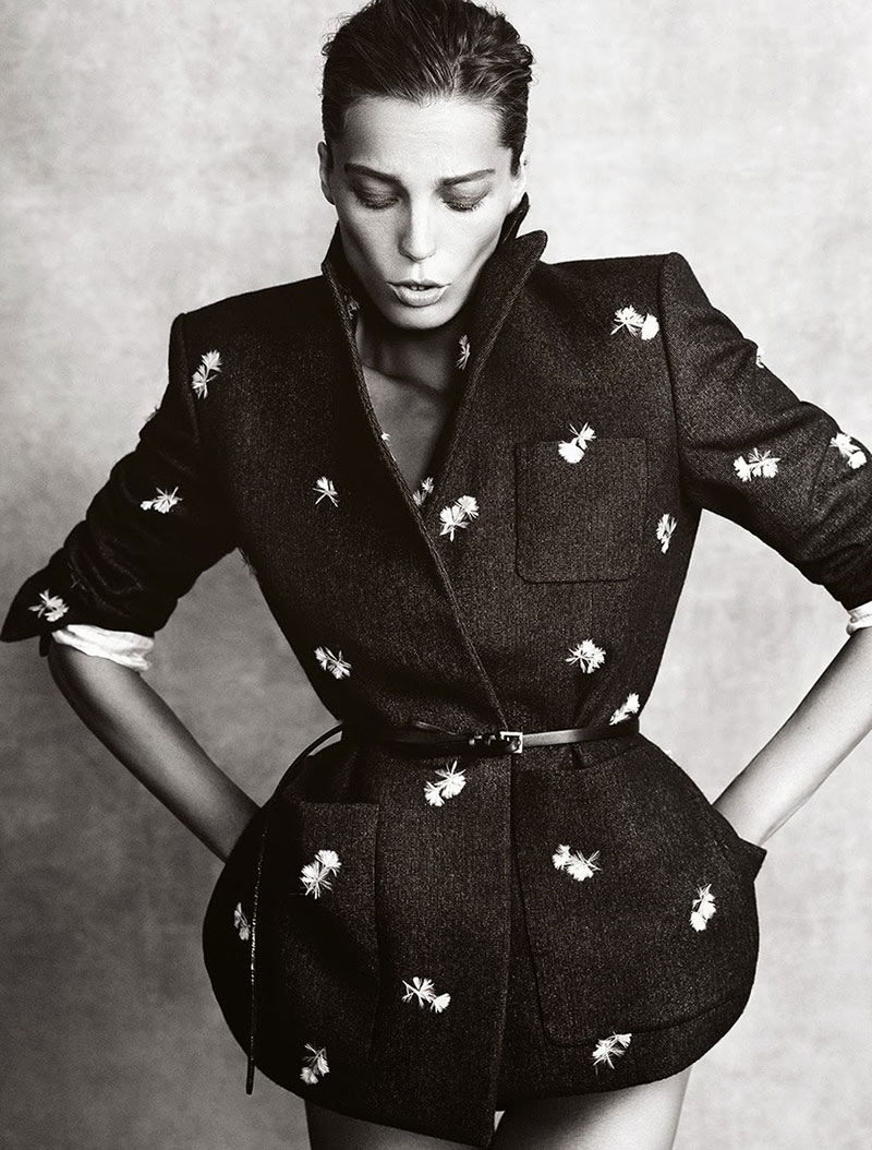 Daria Werbowy for Madame Figaro November 2013 | The Fashionography