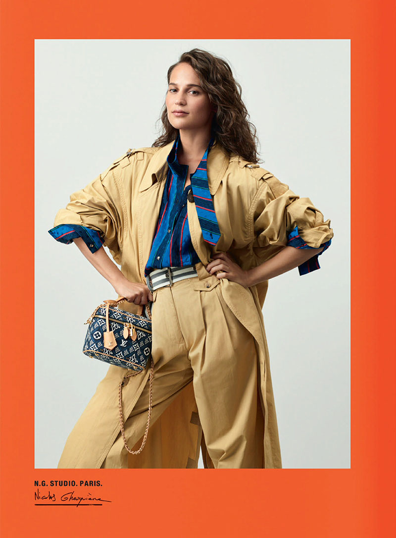 Louis-Vuitton-Resort-2011-Ad-Campaign-2-744x1024  Scarf hairstyles, Summer  hairstyles, Side ponytail