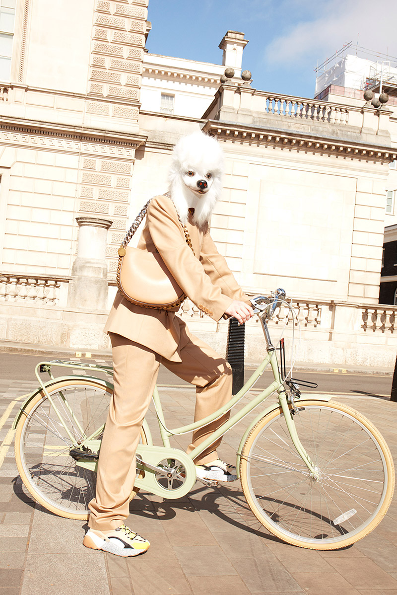 Stella McCartney directs a bizzare video shoot with models on bicycles  wearing animal heads