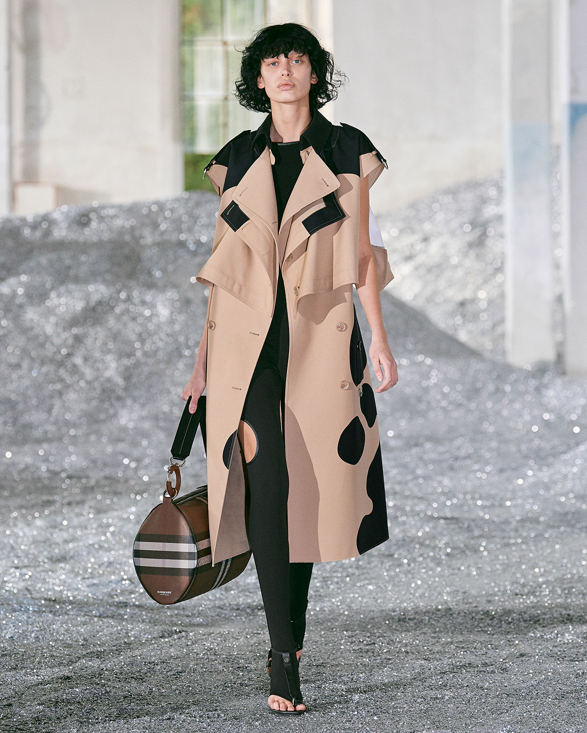 Burberry Spring Summer 2022 Collection | The Fashionography