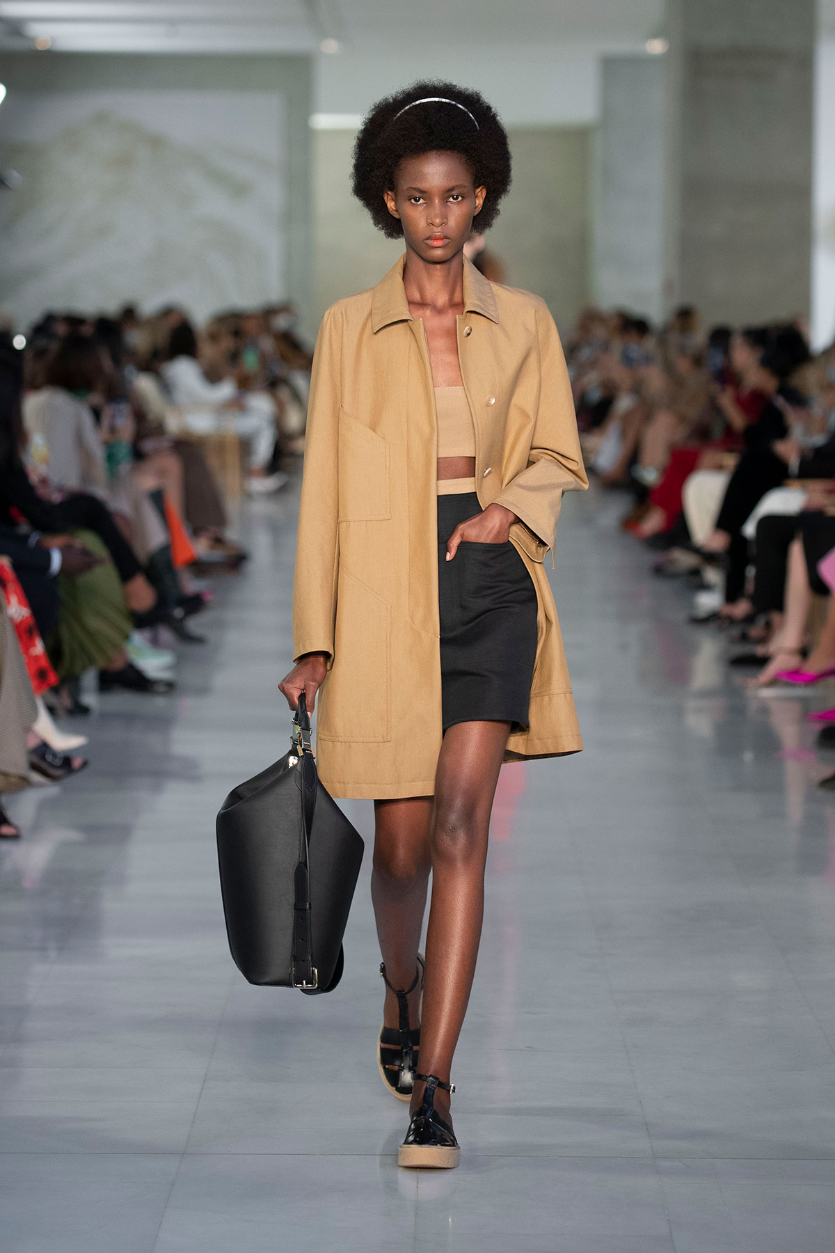 Max Mara Spring Summer 2022 Collection | The Fashionography