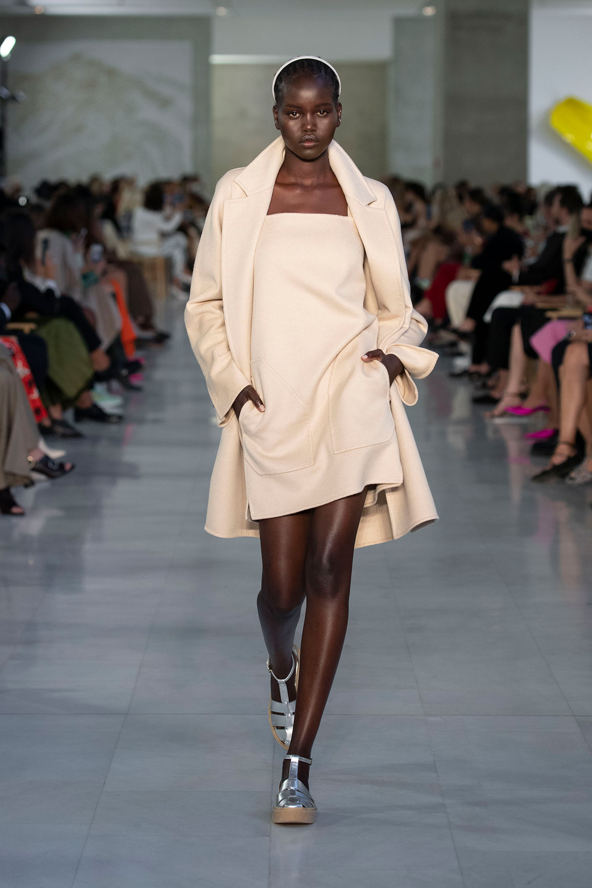 Max Mara Spring Summer 2022 Collection | The Fashionography