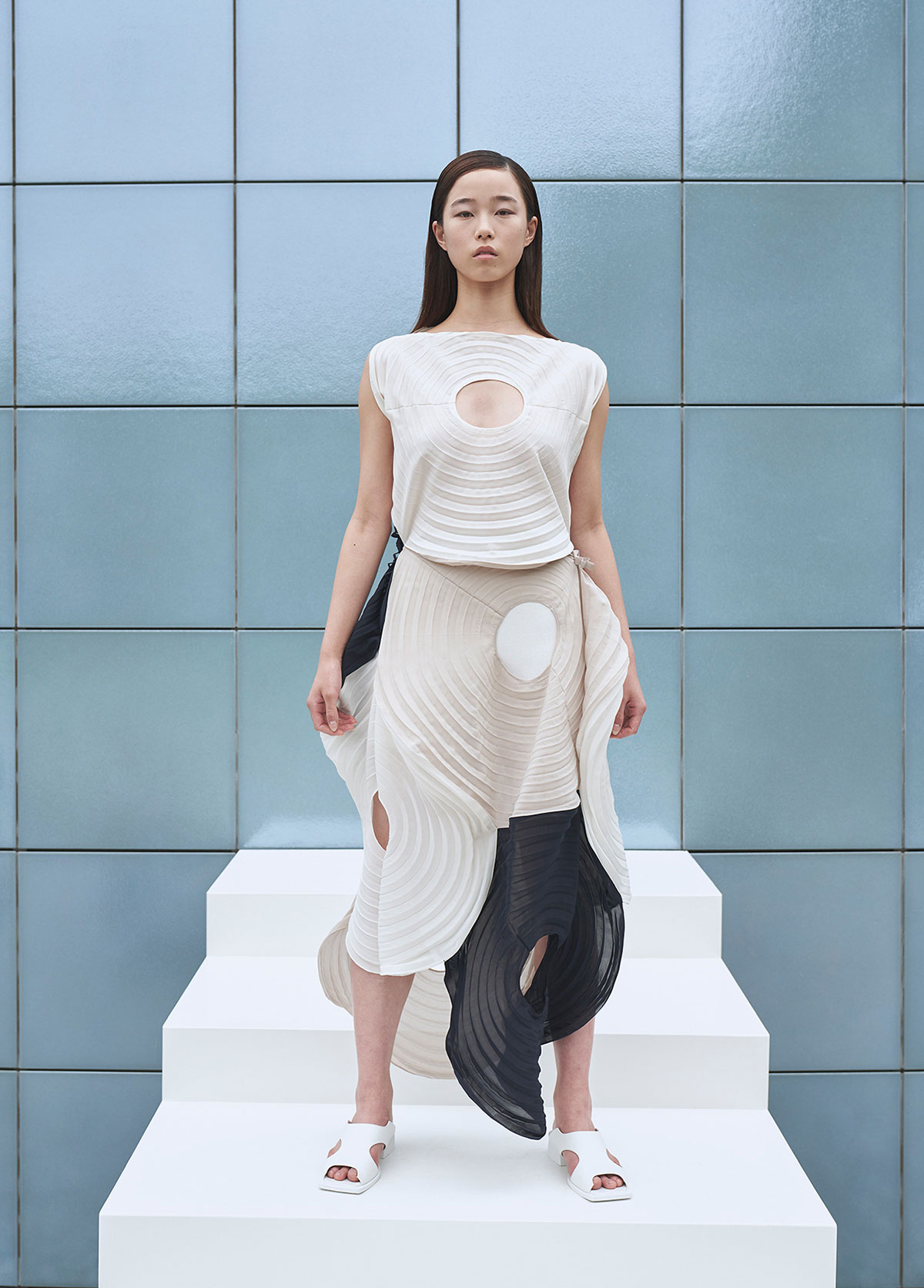 Issey Miyake Spring Summer 2022 Collection