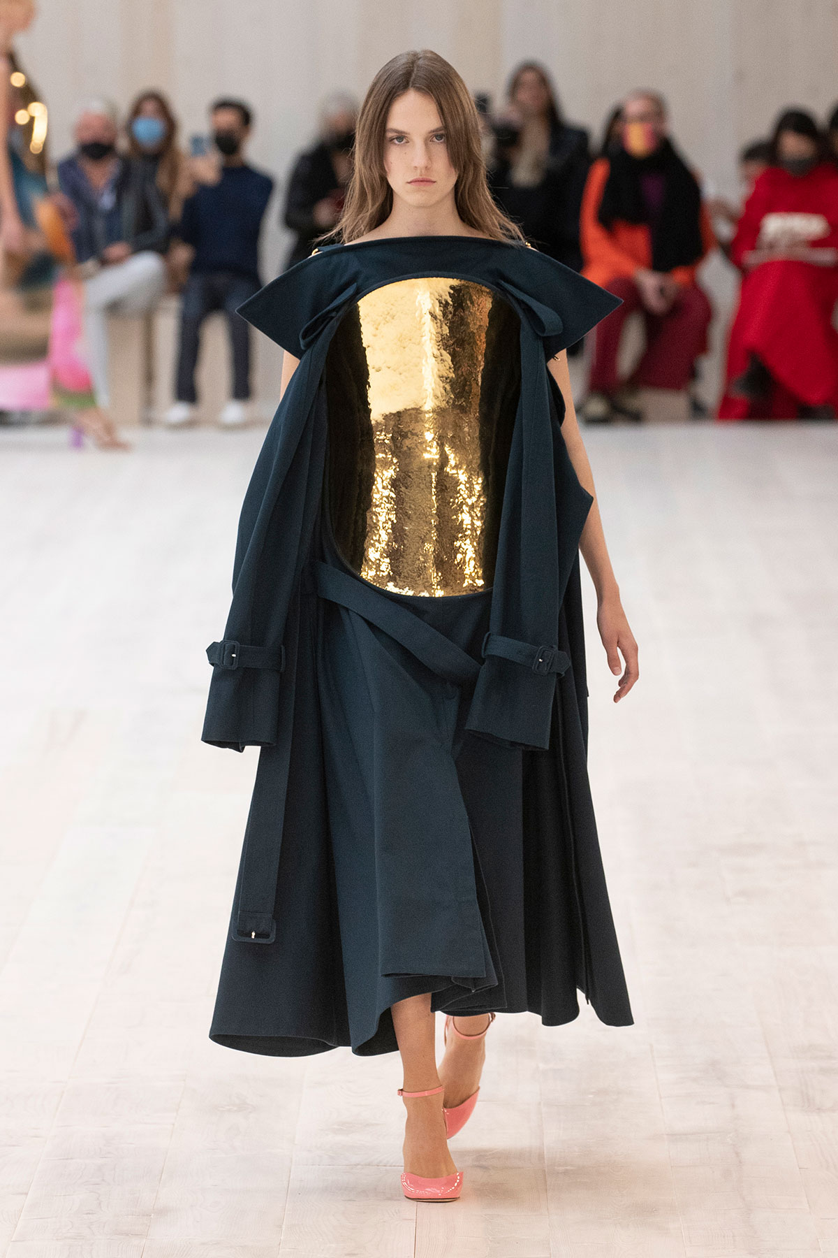 LOEWE Spring Summer 2022 Collection | The Fashionography