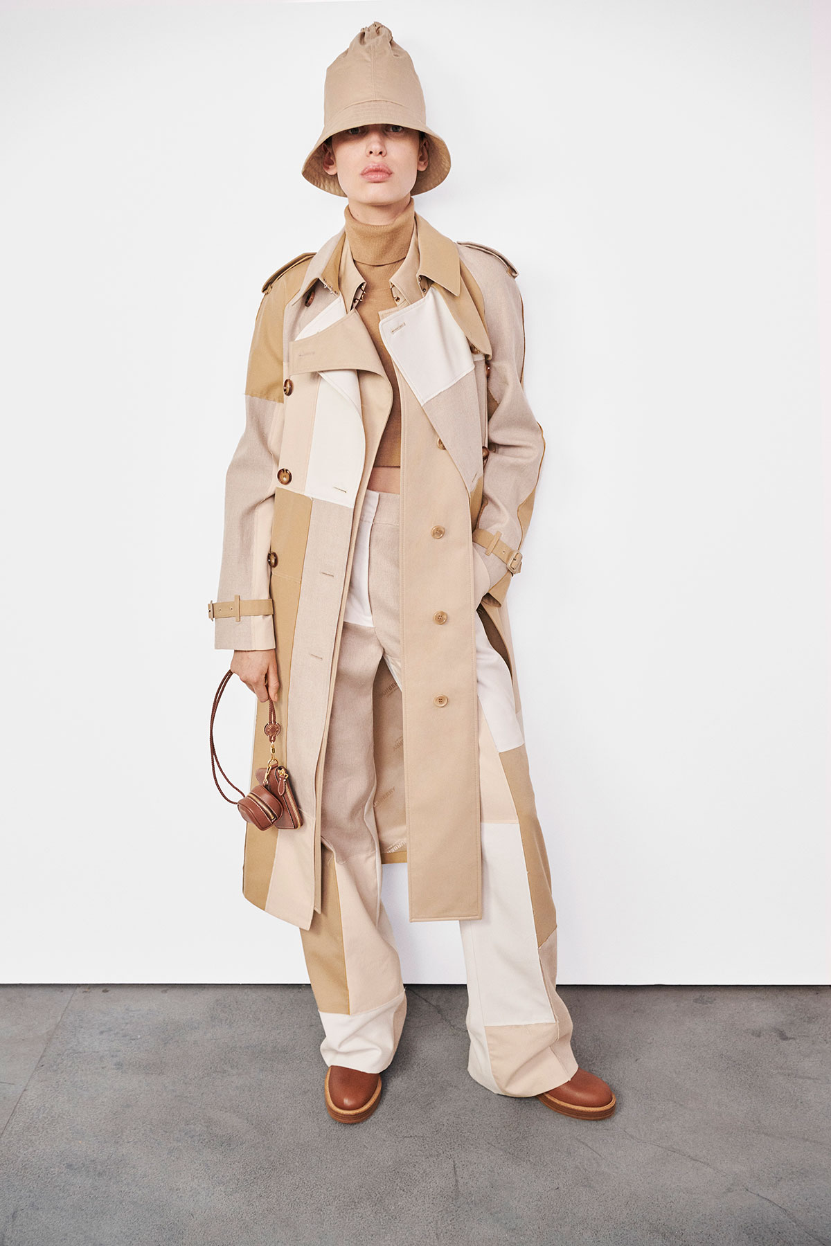 Burberry Fall Winter 2022 Pre-Collection