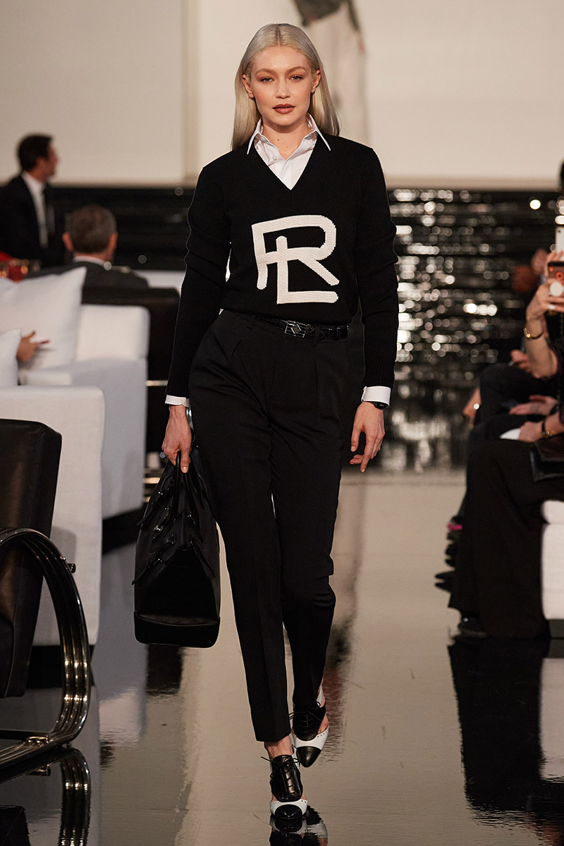 Ralph Lauren Fall Winter 2022-2023 - RUNWAY MAGAZINE ® Collections