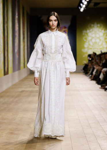 Dior Fall Winter 2022 2023 Haute Couture | The Fashionography
