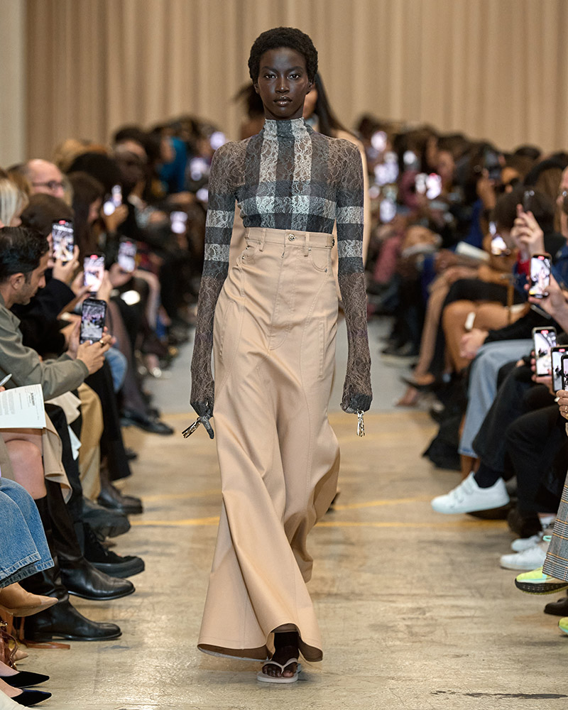 Burberry Spring Summer 2023 Collection | The Fashionography