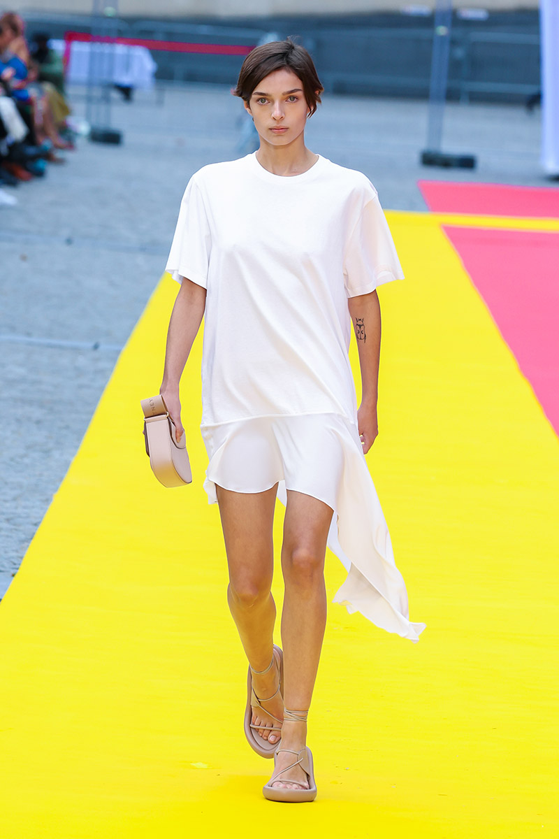 Stella McCartney Spring/Summer 2023 Campaign - fashionotography