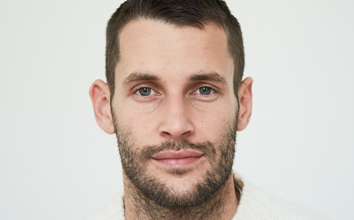 Simon Porte Jacquemus