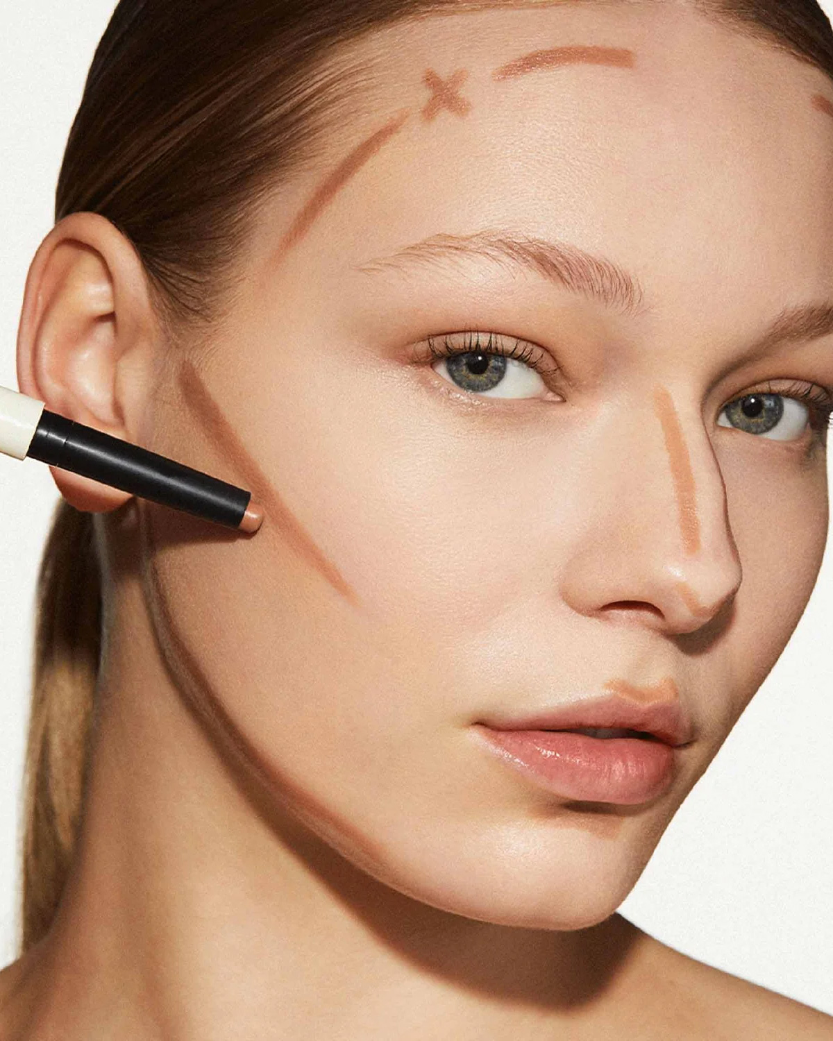 Victoria Beckham Beauty Contour Stylus