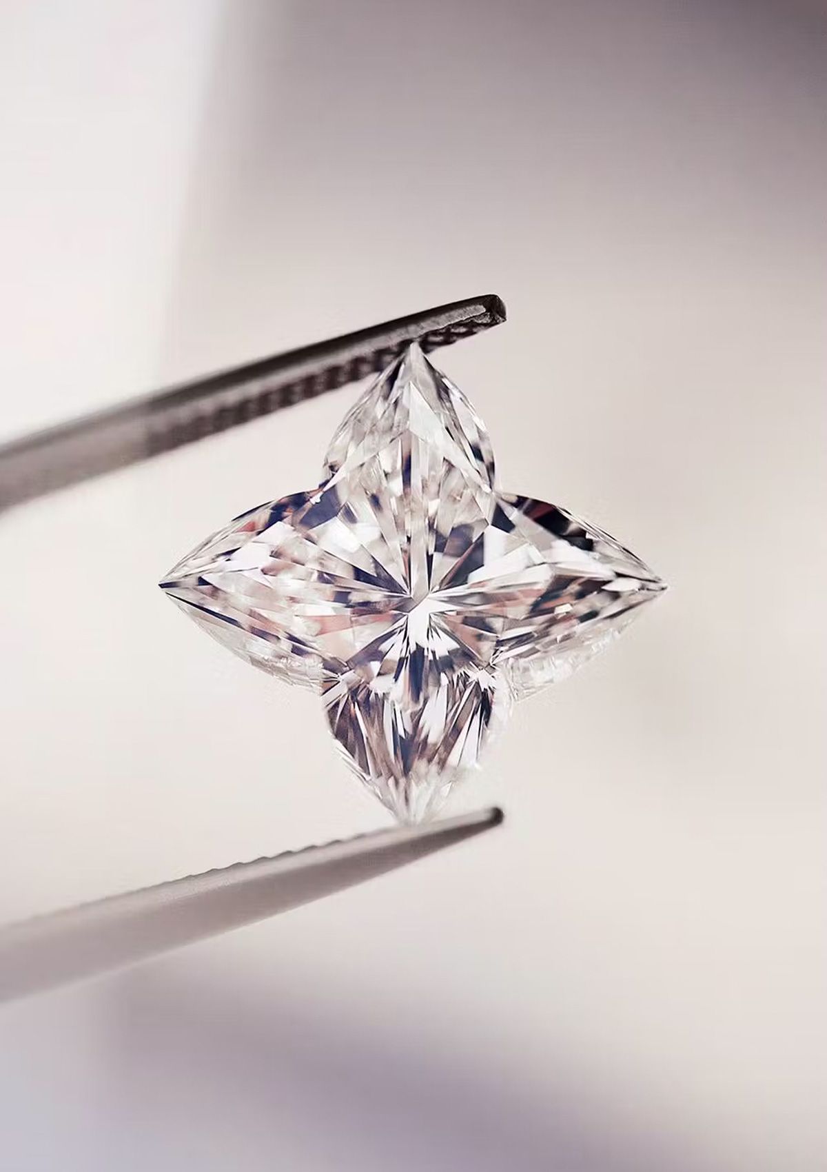 Louis Vuitton’s Jewelry Selection: The LV Diamonds Collection