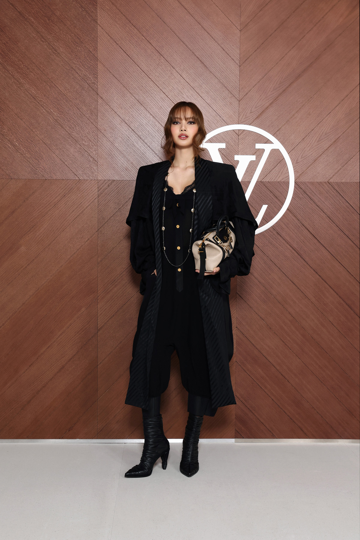 Louis Vuitton Collections, Campaigns, Shows | Fashionography