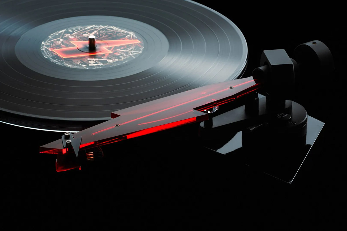 Pro-Ject Audio Systems AC/DC Turntable