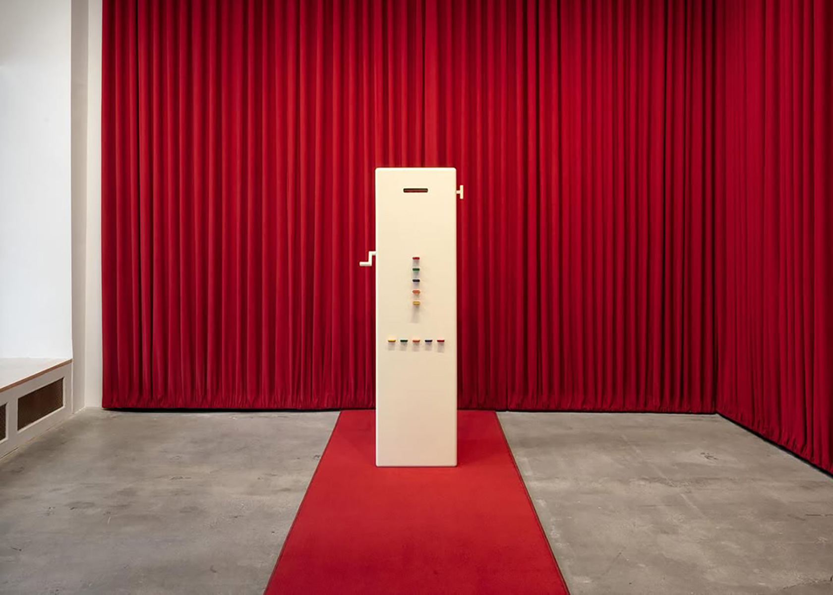 must-visit-exhibitions-this-april-taryn-simon