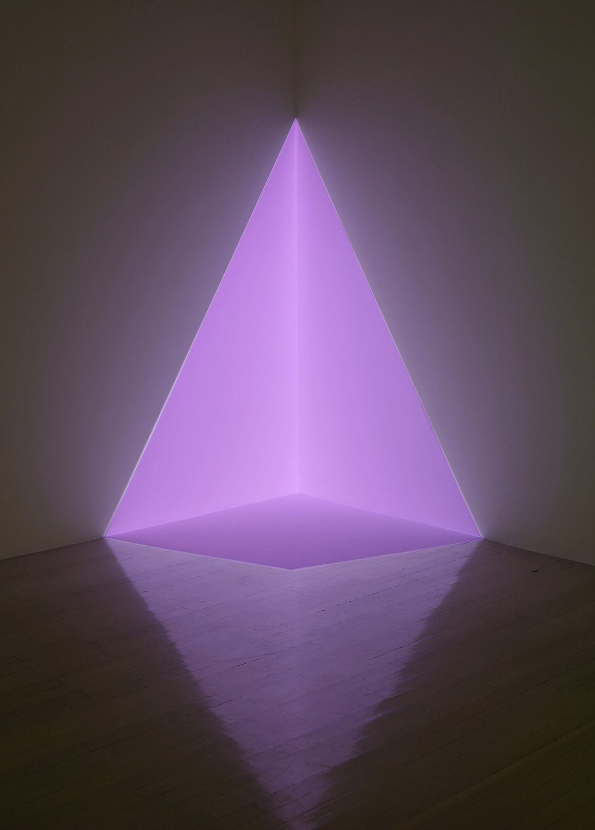 James Turrell, Alta (pink), 1968, cross corner projection. dimensions variable © James Turrell | Source: Pace Gallery