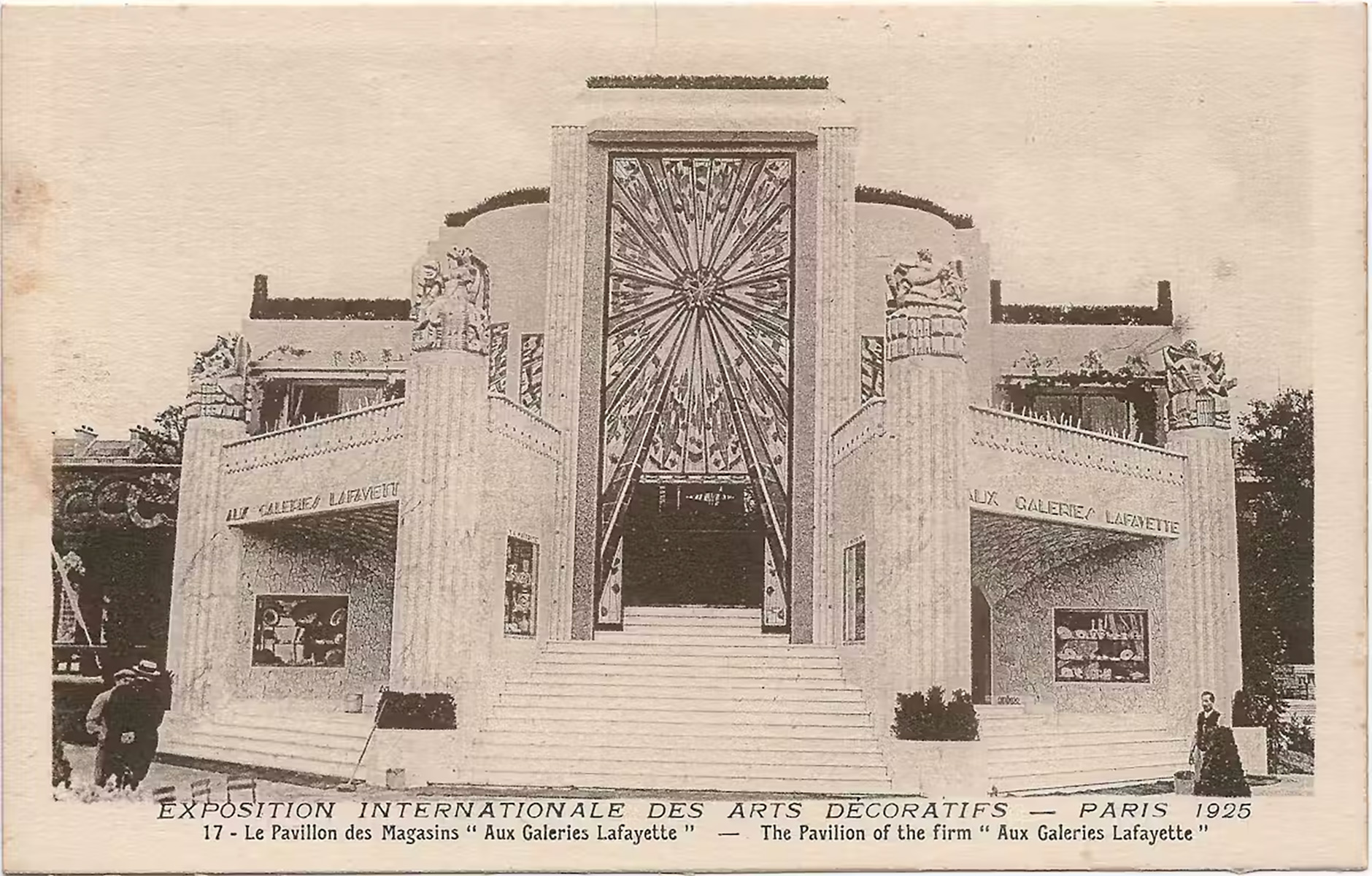 Postcard of the pavillion created by Galeries Lafayette | Source: MAD Paris