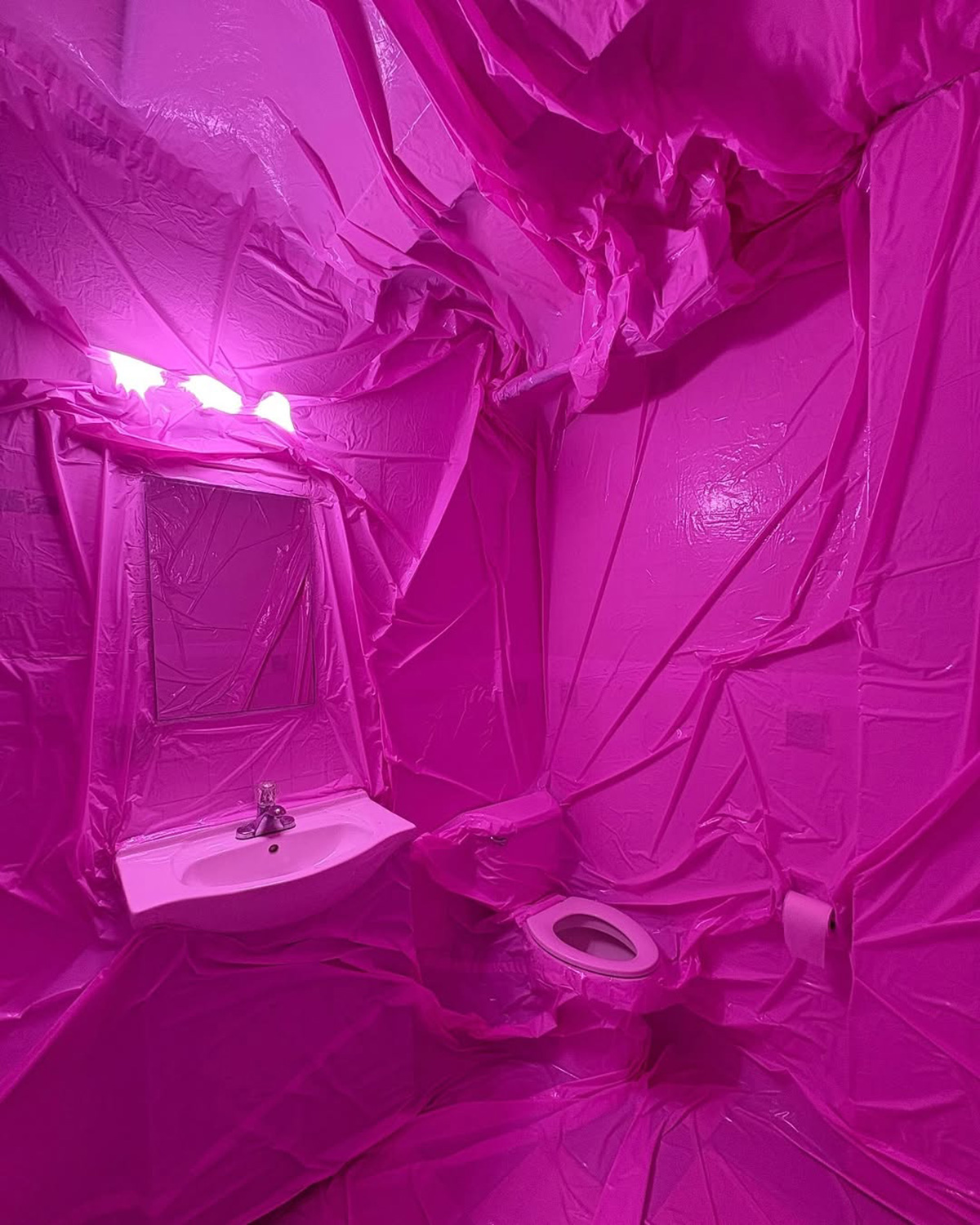 Penique Productions's Exhibition 'Basement in The Locker Room | Source: Penique Productions