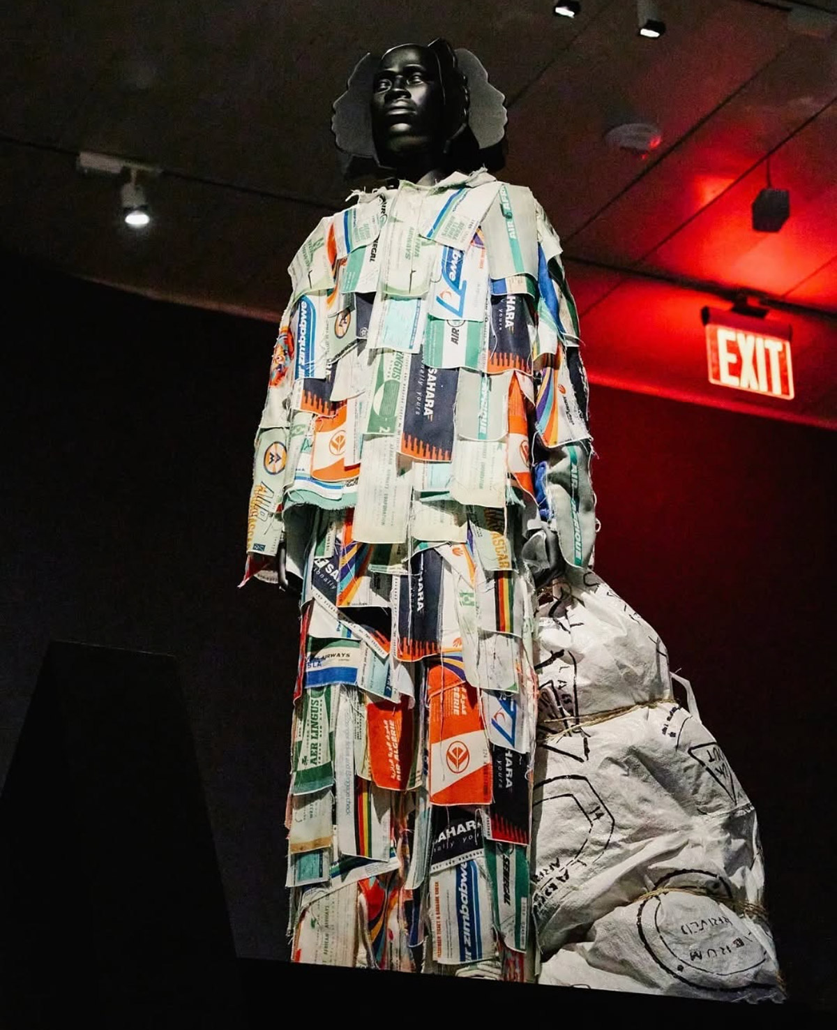 “Superfine: Tailoring Black Style” exhibition images