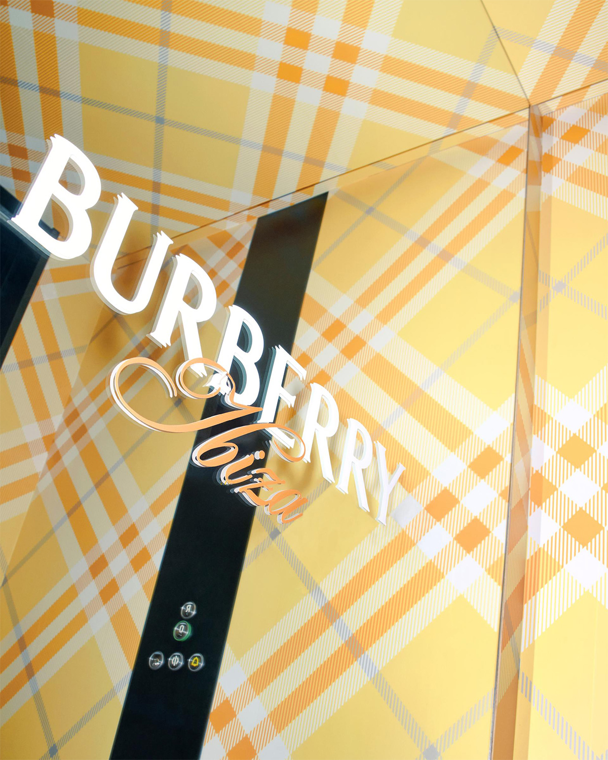 Burberry x The Standard Ibiza | Source: Burberry