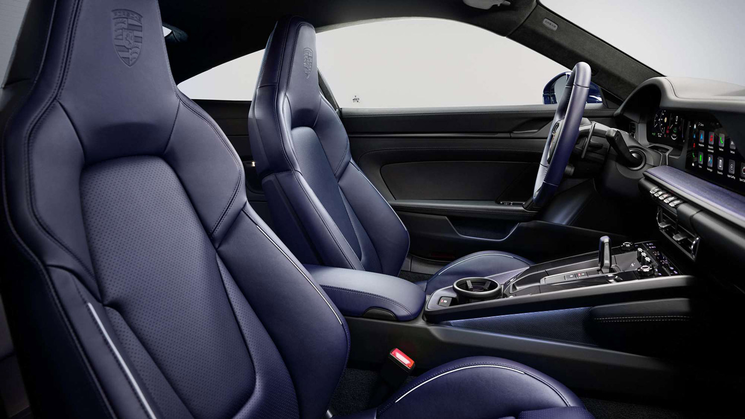 Porsche x Ferragamo